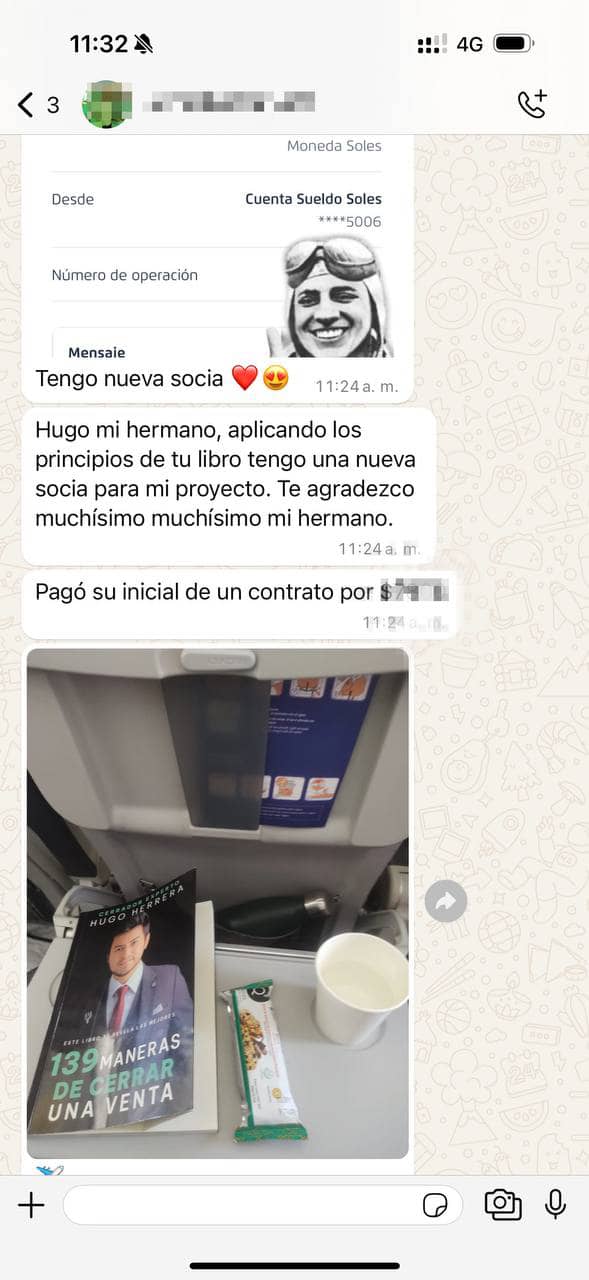 Conversación de WhatsApp con un vendedor agradeciendo por el libro